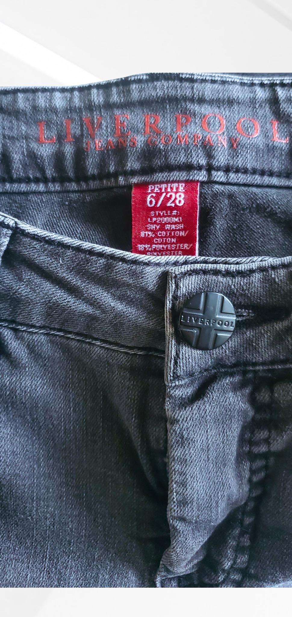 Los Angeles Abby Skinny Mid Rise Jeans